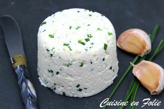 FROMAGE AUX FINES HERBES  DE FERME  DE 160GR